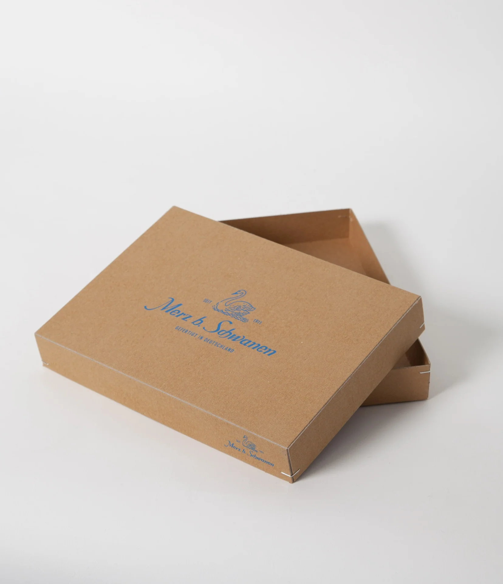 214 Loopwheeled Relaxed Fit Midweight T Shirt - White - Image 8